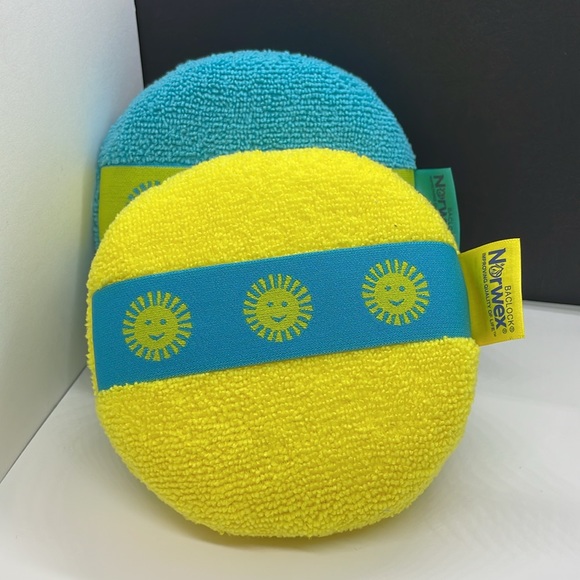 Norwex Kids Bath Sponge Blue and Yellow Brand New - Picture 2 of 8